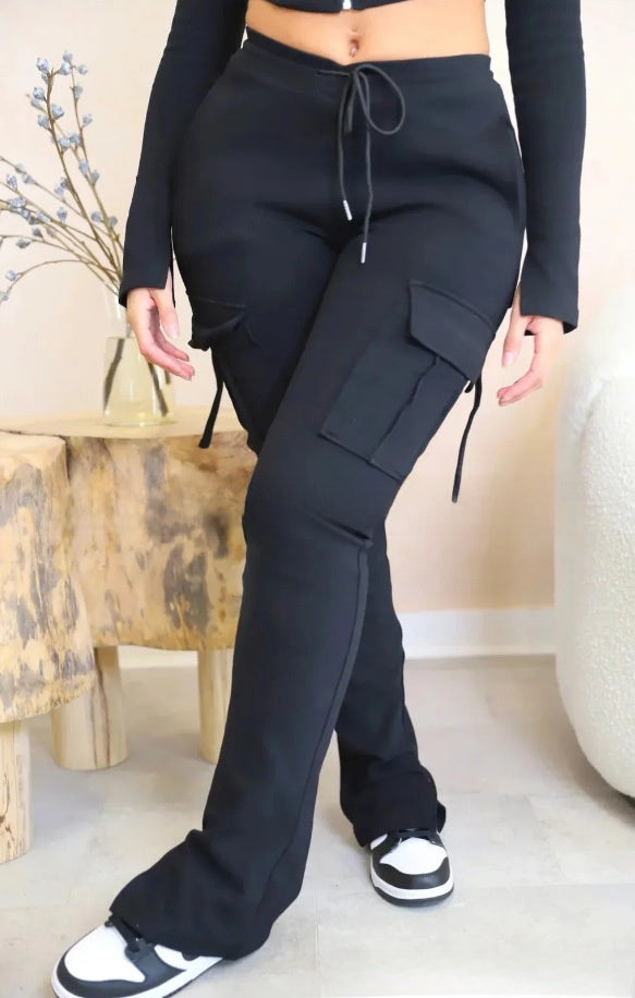 Low-rise workwear-style slim-fit trousers with patch pockets and split hems